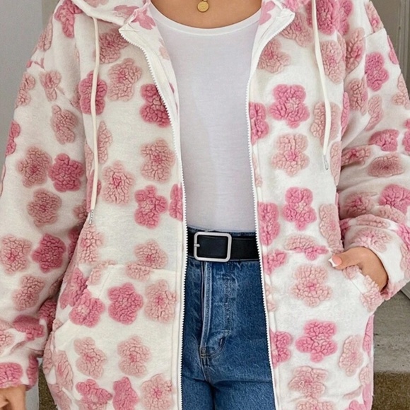 Plus Floral Fuzzy Appliqué zip up Loose Fit Hoodie Jacket - Picture 3 of 5
